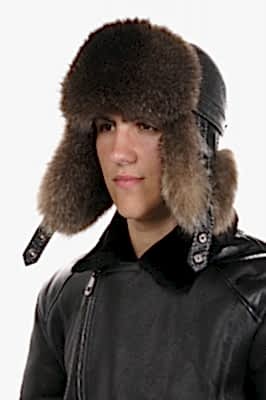 Фото товара Шапка из енота UMKME006.5 темная Фото товара Шапка из енота UMKME006.5 темная